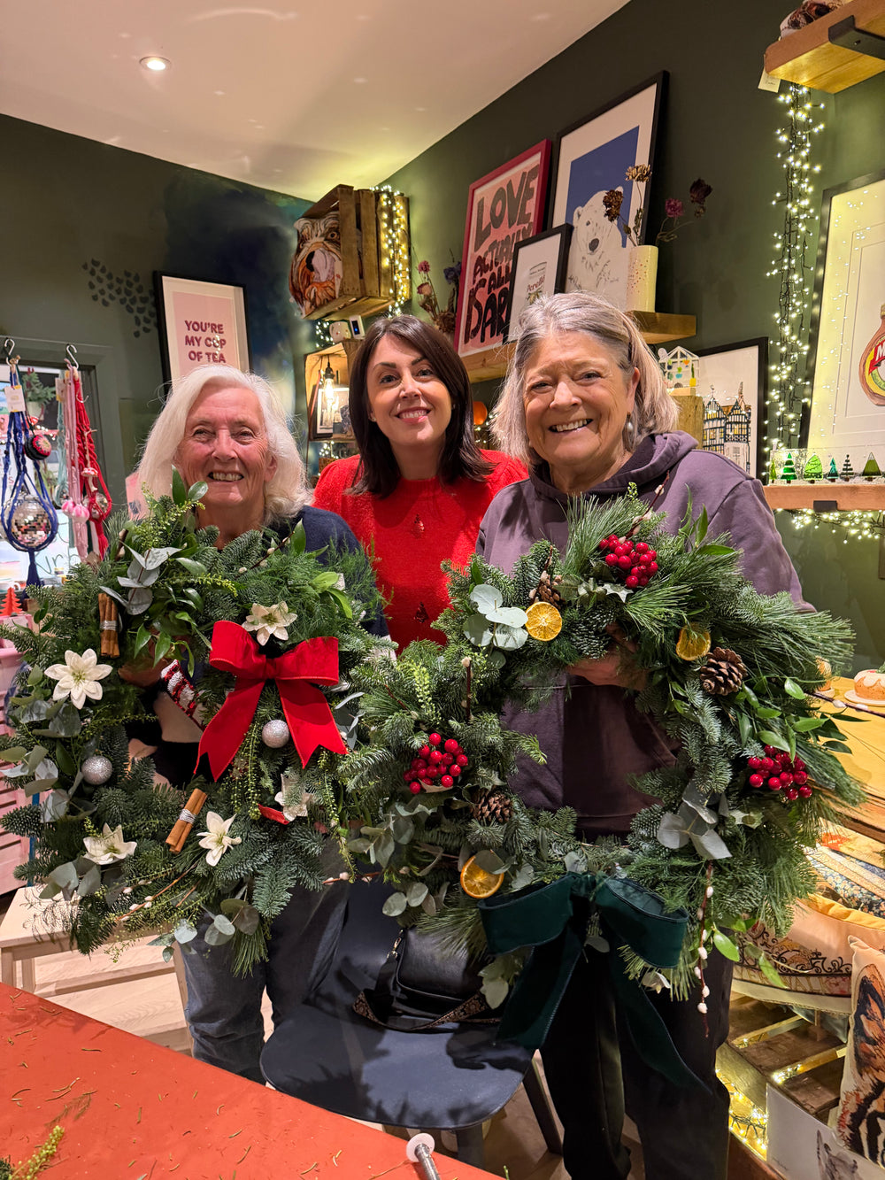 Happy customers at a wreath workshop